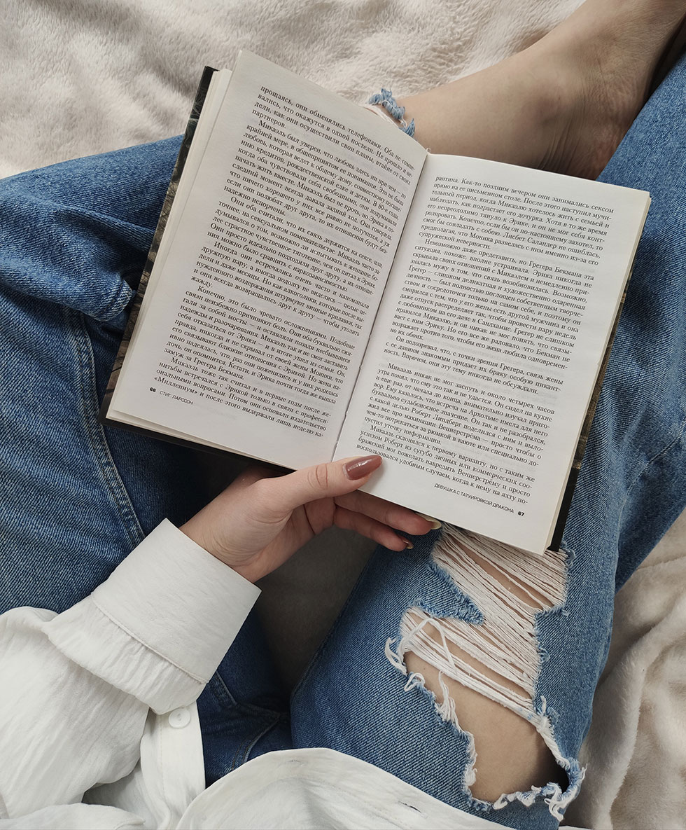 woman reading book 